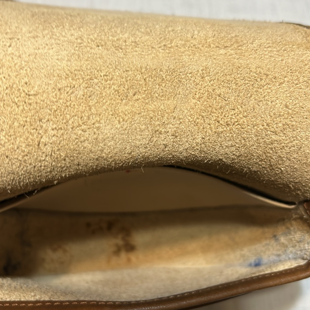 Coach Vintage Elegant Cream and Tan Leather Saddle Bag - Picture 10 of 11